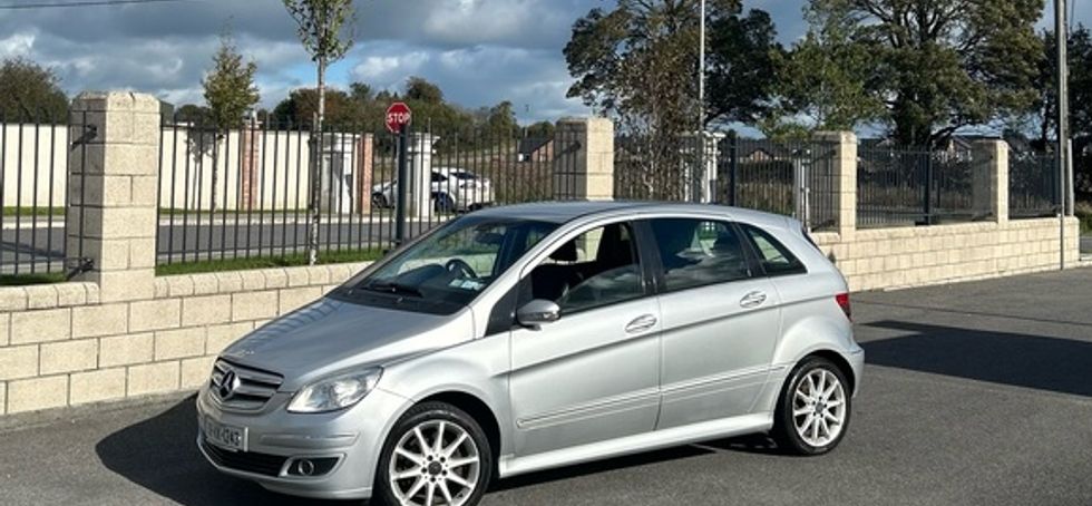 Mercedes B150 1.5L Perfect New Chain Fresh NCT