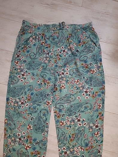 Size 16 trousers