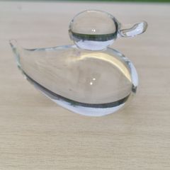 Duck figurine from the Swedish glassworks Reijmyre.