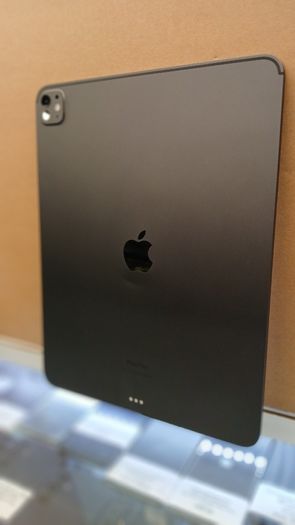Apple iPad Pro 13" M4 (A2925) 256GB 2024 - Space Black, WiFi maximum capacity 100% cycle count 132