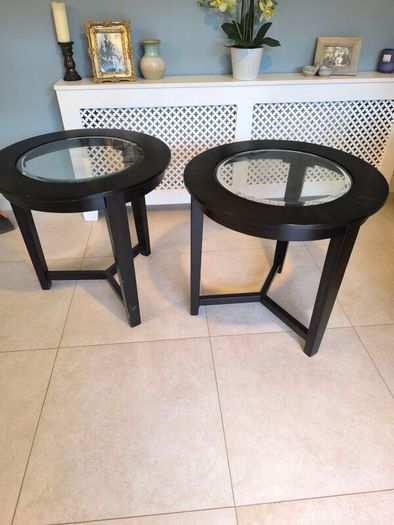 2 x side tables
