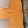 Extendable table and 6 chairs Image 2