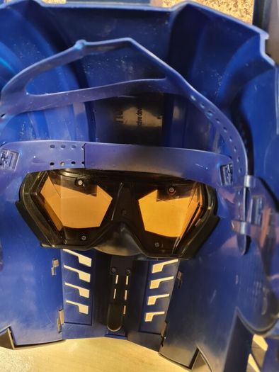 Transformers Optimus Prime Electronic Talking Voice Changer Helmet Mask Hasbro 2006