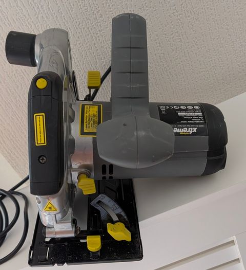 Circular Saw Challenge Xtreme 1300W  with Laser + Brand New Meister 185mm Blade