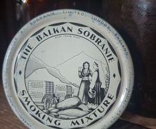 Vintage tin