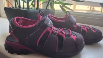 Ecco biom sandals for girl size 31