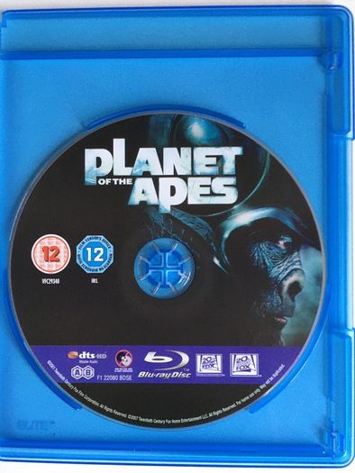 Planet Of The Apes (Tim Burton Film) [2001] Mark Wahlberg, Tim Roth, Helena Bonham Carter, Michael Clarke Duncan, Kris Kristofferson, Estella Warren & Paul Giamatti [Blu-ray Movie]