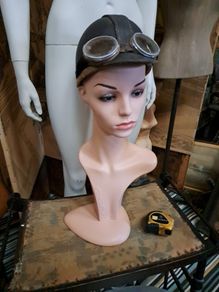 Mannequin Bust