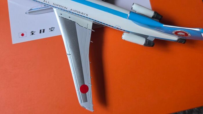 JC Wings 1:200 All Nippon Airlines Boeing B-727 200
