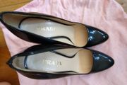 Prada leather patent heeks