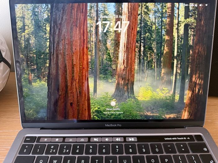 Mac Book Pro, 13-inch, M2, 2022 Laptop