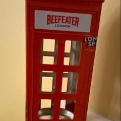 Rare Beefeater London Metal Box