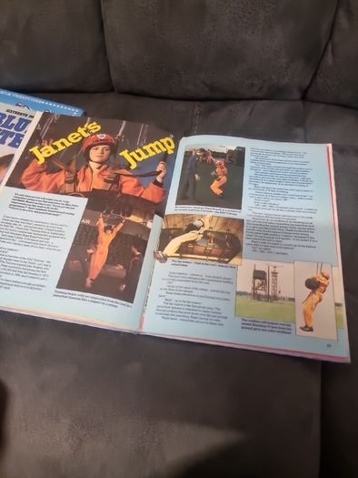 4 vintage Blue Peter annuals job lot.