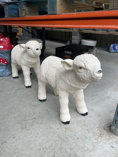 garden ornaments