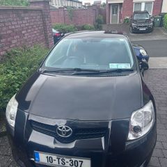 2010 Toyota Auris in excellent condition