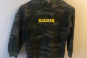 Army hoody (age 6-7)