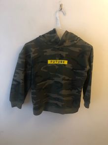 Army hoody (age 6-7)