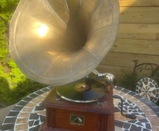 Gramophone His Masters voice