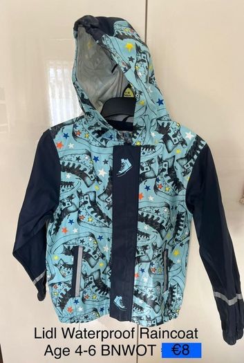 Boy Rain Coat age 4-6
