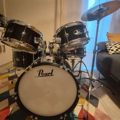 Pearl Roadshow Junior drum kit