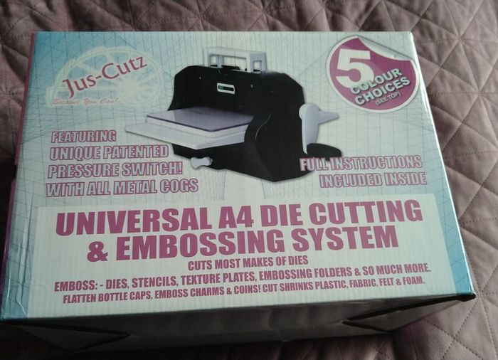 A4 Jus-Cutz Die Cutting & Embossing Machine