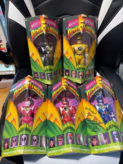 1994 Mighty Morphin Power Rangers 8 inch Figures