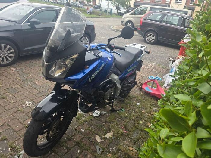 2004 Suzuki Unknown