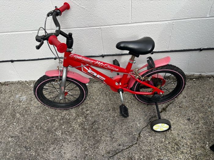 bike 14" lightning McQueen
