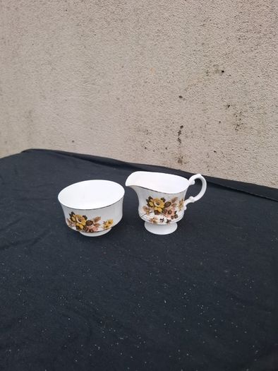 Mayfair yellow rose sugar milk jug