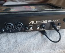 Alesis IO Dock II + iPad