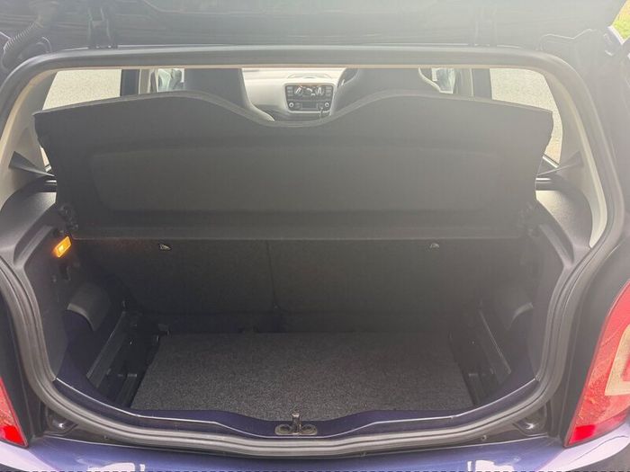 Volkswagen up! 2016