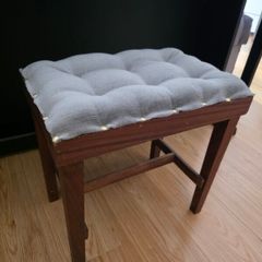 piano stool