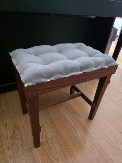 stool