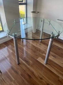 glass dining table