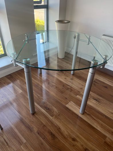 glass dining table