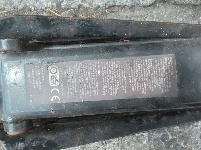 car jack