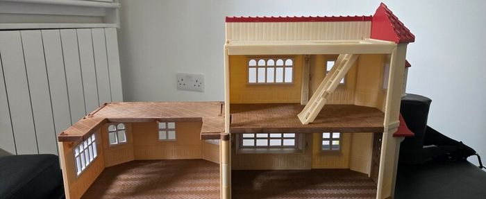 sylvanian family red roof country home gift set