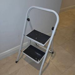 2 step ladder