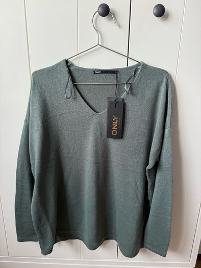 Brand new Only women ladies jumper, size XS