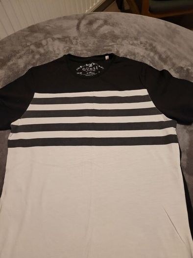 mens guess t shirt