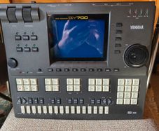 Yamaha QY700