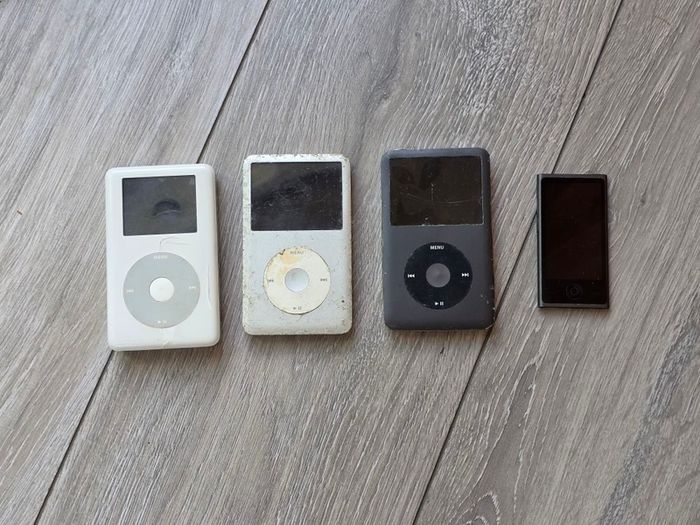 iPod Joblot (Classic and Nano) Free Post