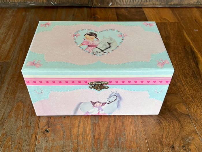 Princess Evie's Ponies Keepsake Box
