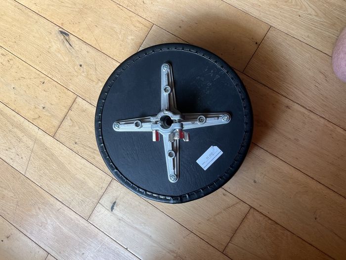 Seat only for drum thrown
