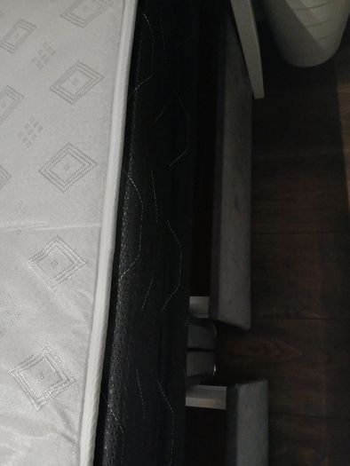 Double bed with headboard, mattress and two drawers