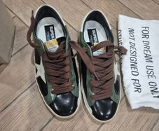golden goose trainers size 8