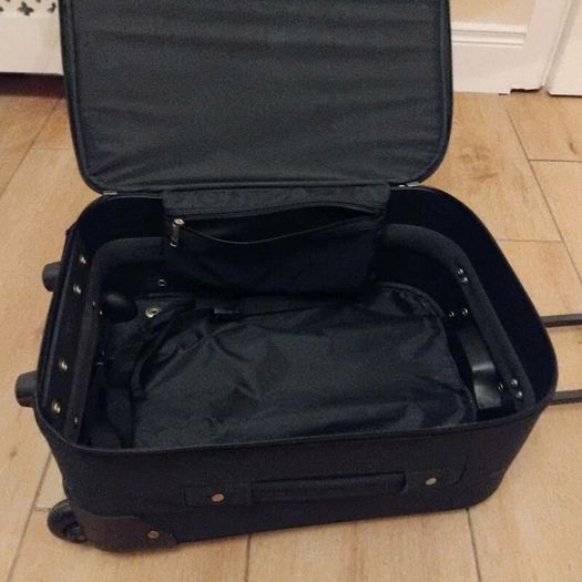 Suit case