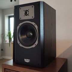 Quadral Dauphin bookshelf speakers.Germany 90's