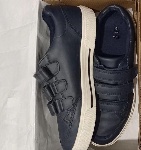 Boys Shoes UK4