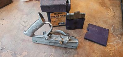 Record 044 plough plane, complete and boxed